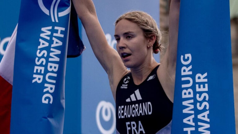 Cassandre Beaugrand wins WTCS Hamburg 2023 photo credit: World Triathlon