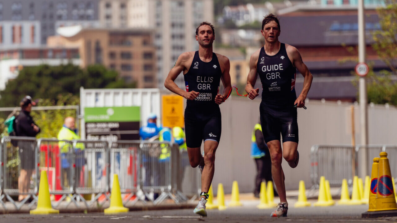 Dave Ellis, Luke Pollard on the run at World Triathlon Para Series Swansea