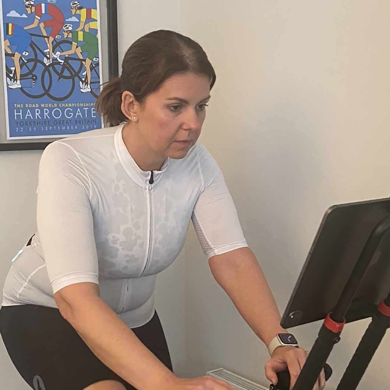 Elaine Hardiment putting in the miles and meeting new people on Zwift