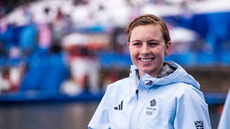 Georgia Taylor Brown Paris Olympics smiles 2024 photo credit World Triathlon