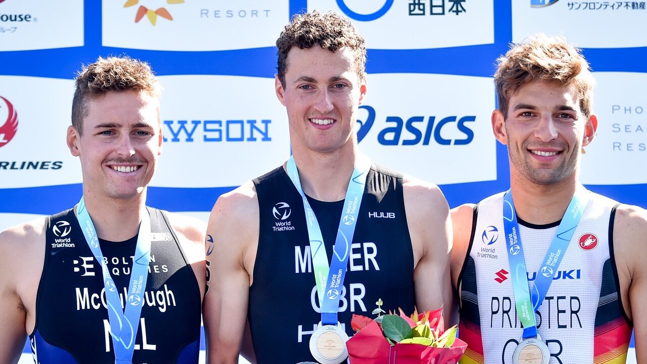 Men's podium at 2023 World Triathlon Cup Miyazaki