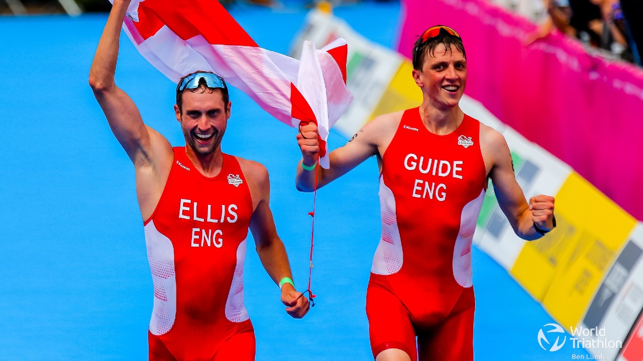 PTVI men's race birmingham 2022 dave ellis photo credit world triathlon