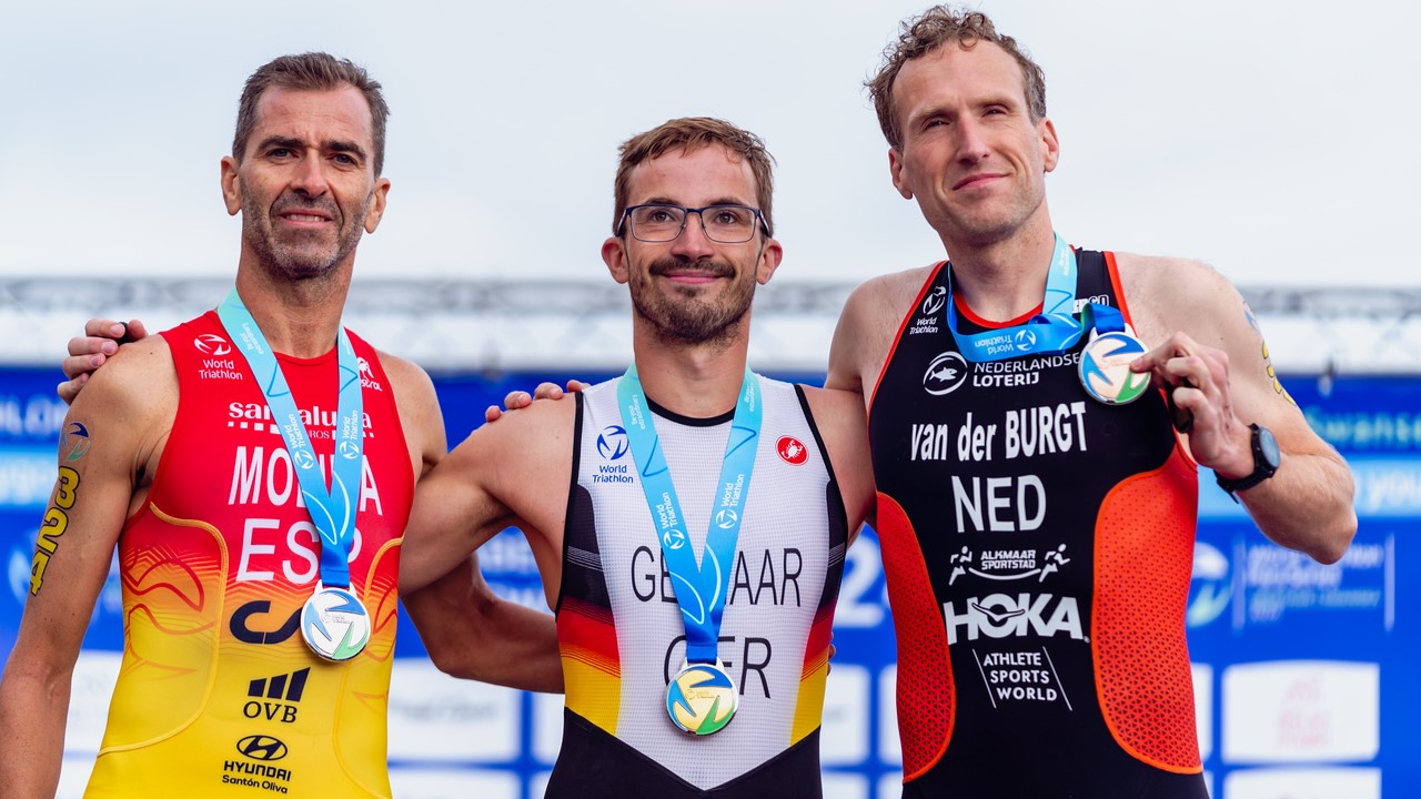 Men PTS3 podium World Triathlon Para Series Swansea 2024 / WTPS Swansea